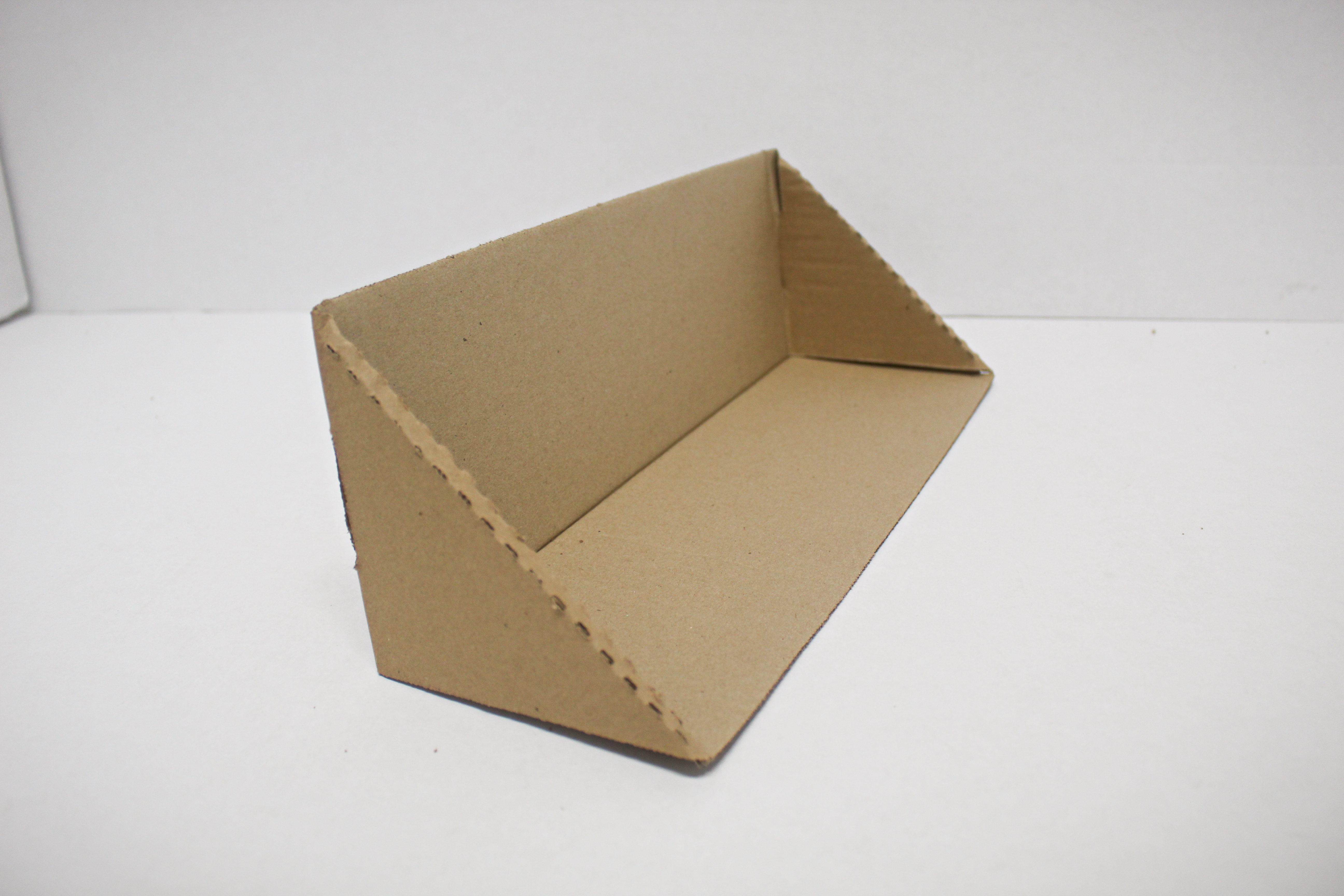 Cantoneiras de papelão